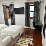 Bujtina Kenedi * Korce