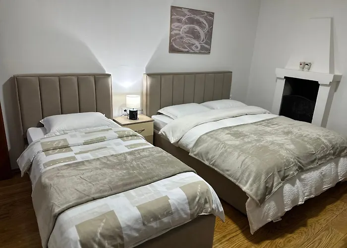 Bujtina Kenedi Pensjonat *