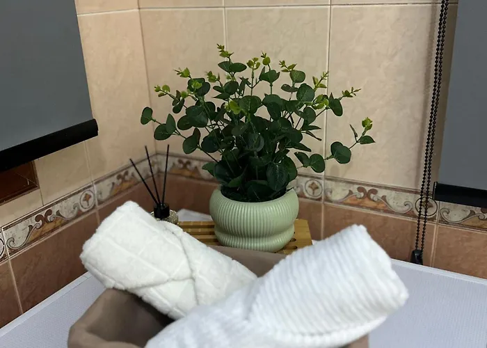 Bujtina Kenedi * Korcza